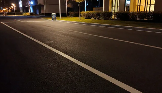 道路标线设备来图定制的适用情况与限制分析