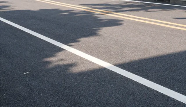 温度变化对道路标线设备维护的影响原因分析